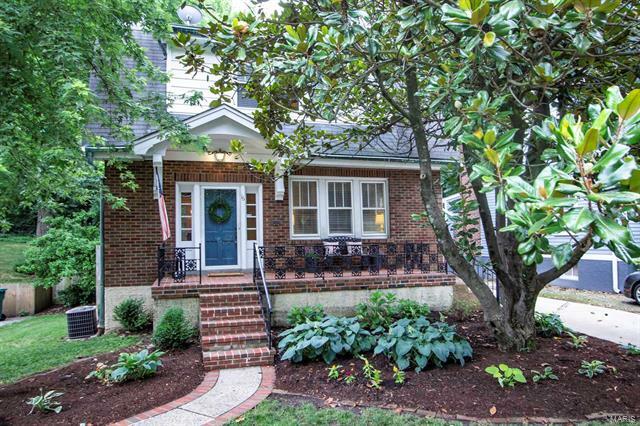 Property Photo: 16 Cedar Avenue 63119