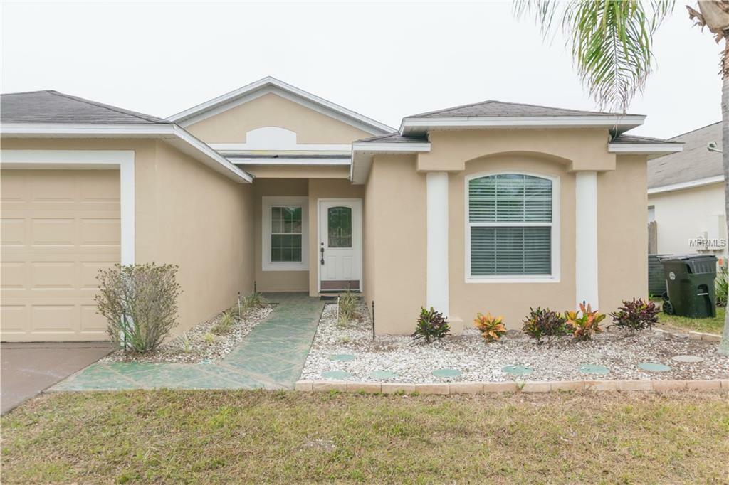 Property Photo:  524 Lancer Oak Drive  FL 32712 