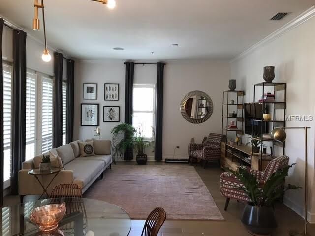 Property Photo:  2120 Meeting Place 19  FL 32814 