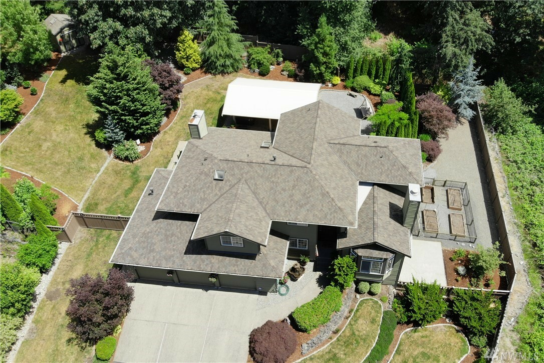 Property Photo:  20226 140th Place SE  WA 98042 