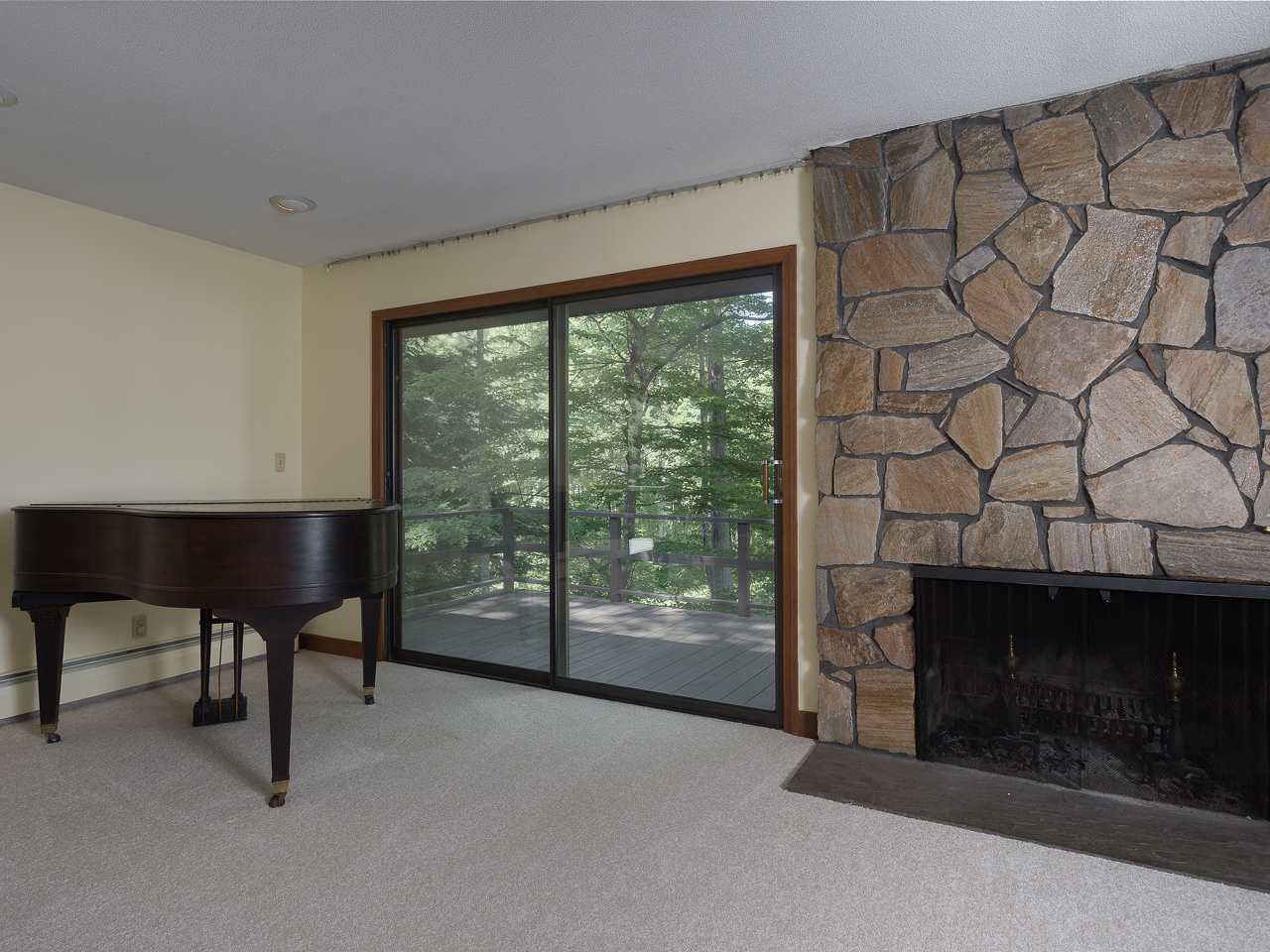 Property Photo:  23 Orchard Drive  NH 03824 