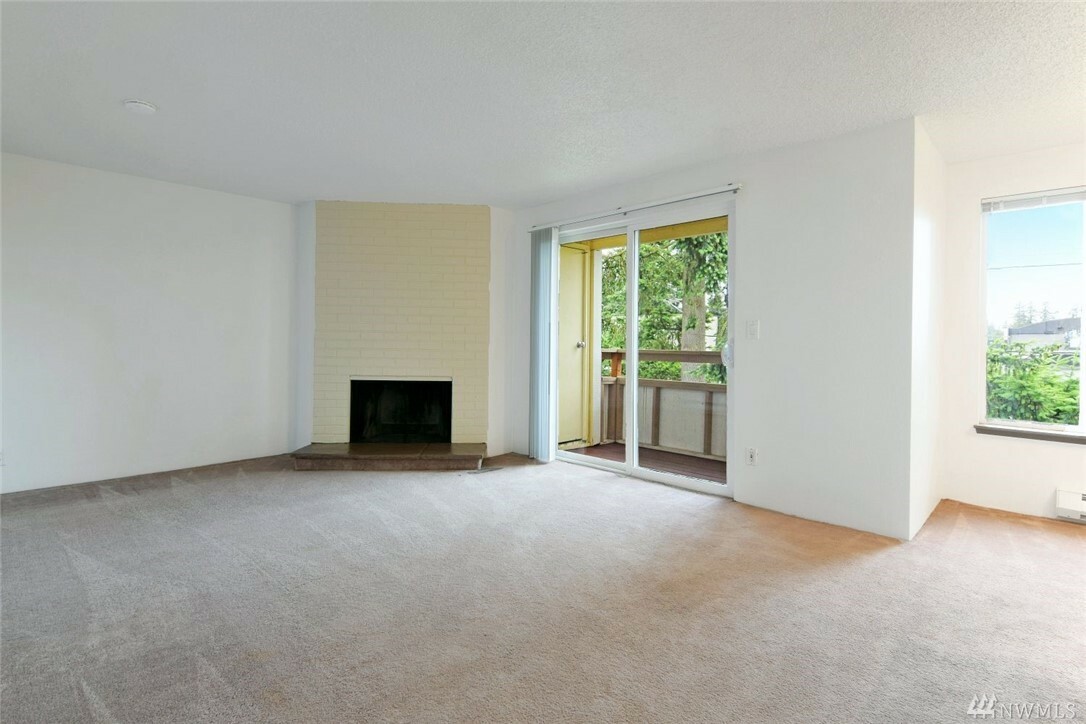 Property Photo: 4731 176th St SW K6 WA 98037