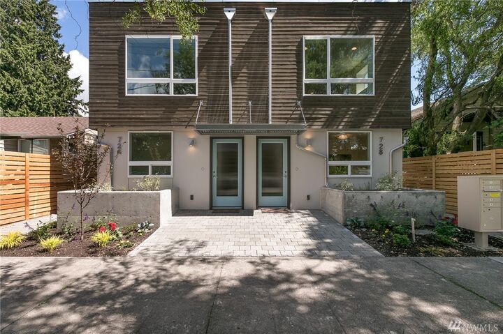 Property Photo:  728 S Orcas  WA 98108 