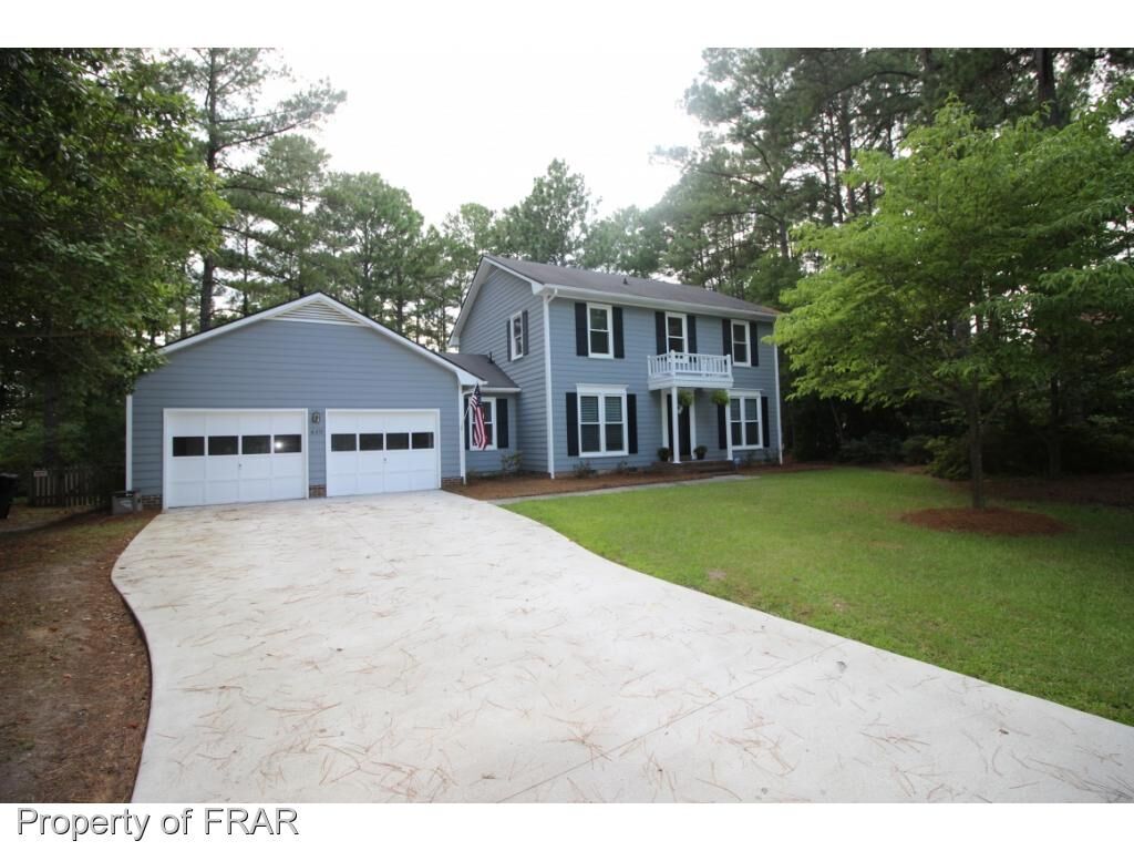 Property Photo: 610 Knightbridge Place NC 28311