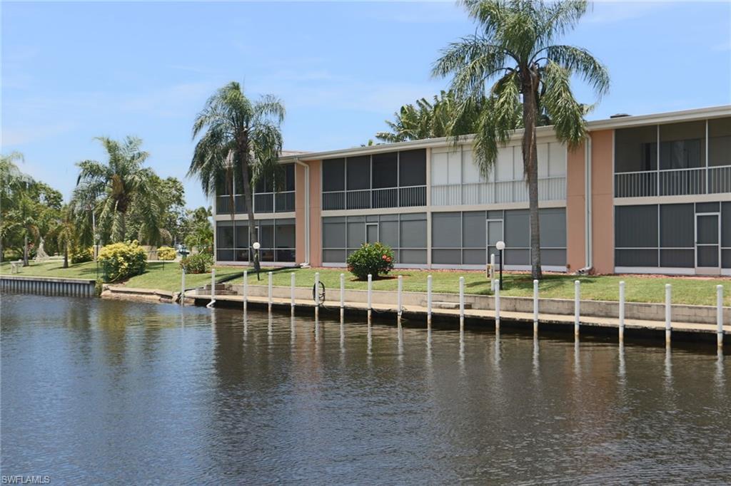 Property Photo: 828 Victoria Drive A6 FL 33904