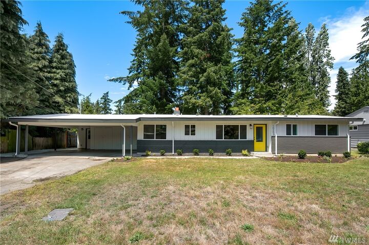 10203 241st Place SW  Edmonds WA 98020 photo