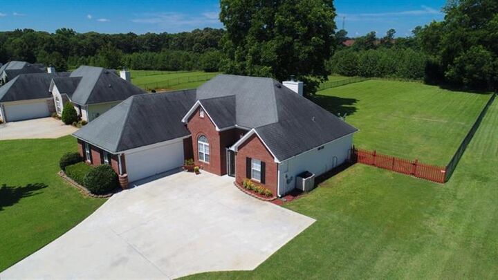 20 Wilshire Walk  Covington  30016 photo