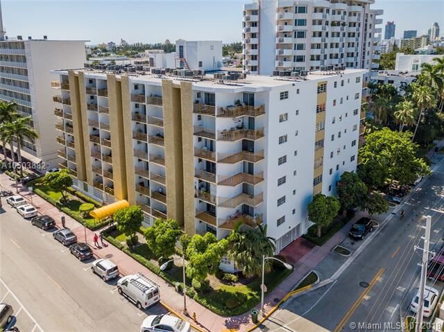 Property Photo:  1340 Lincoln Rd 403  FL 33139 
