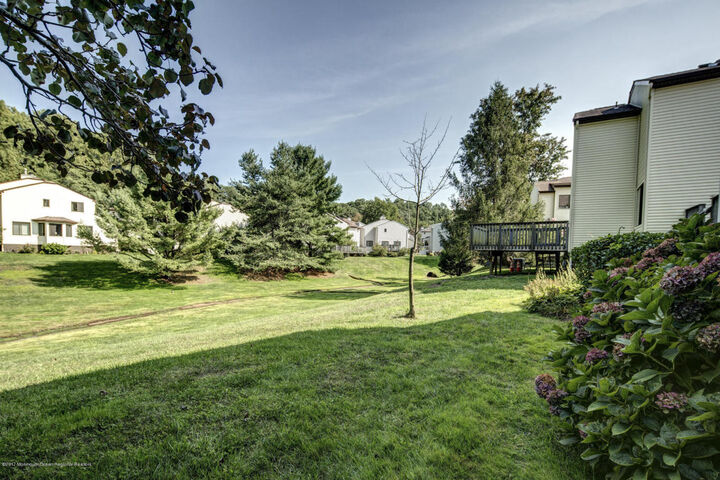 18 Pennybrook Lane  Middletown NJ 07748 photo
