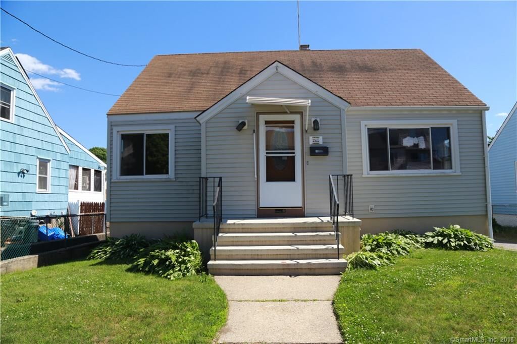 Property Photo: 265 Harlem Avenue CT 06606