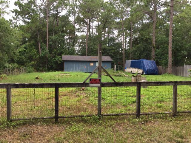 Property Photo: 30 Parcells Place FL 32459