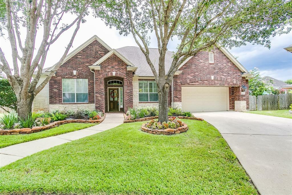 Property Photo: 4426 Roundtree Lane TX 77459