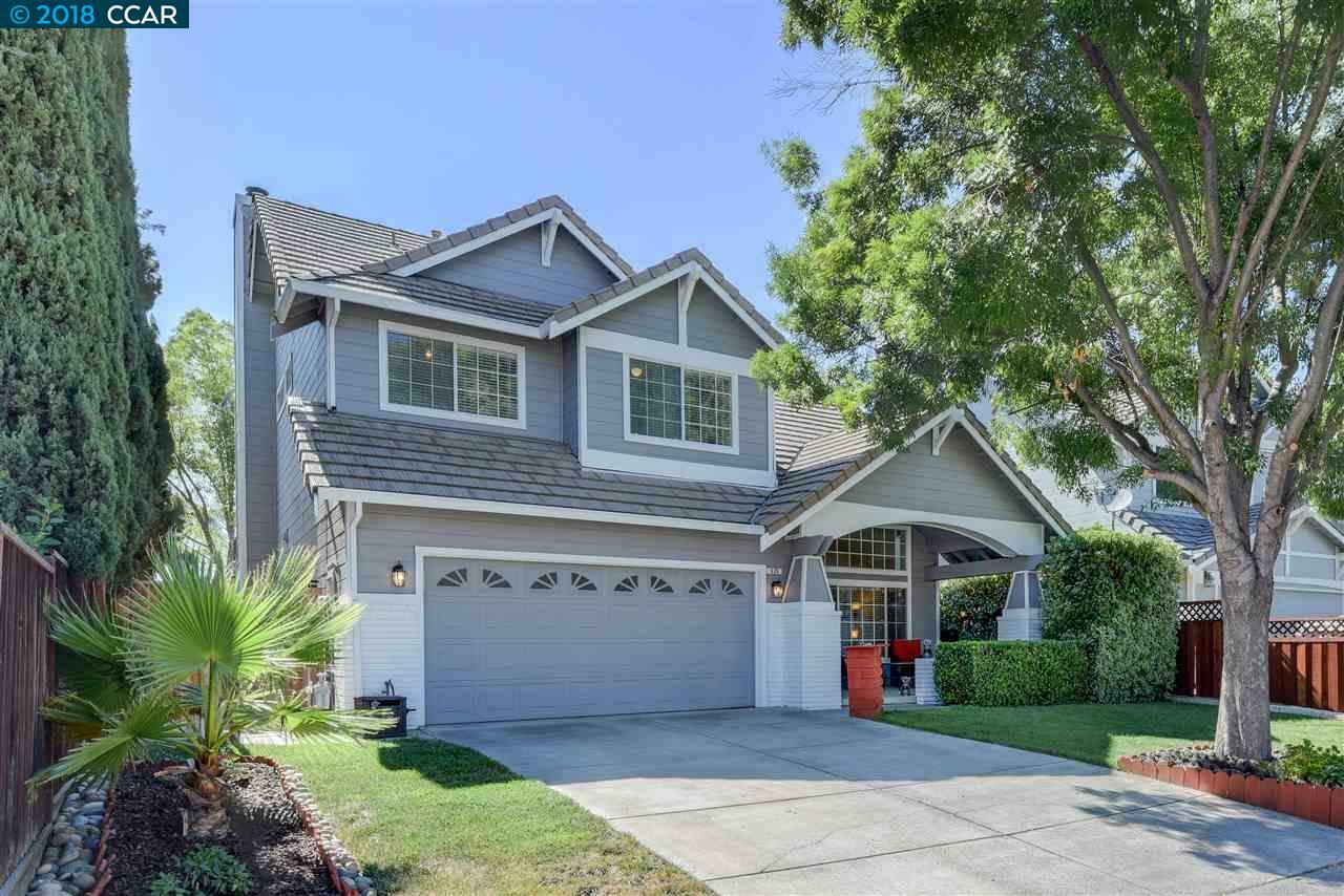 Property Photo:  635 Peachwillow Ct  CA 94513 