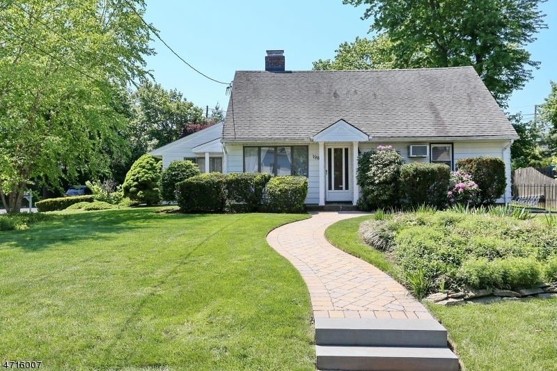 Property Photo:  198 Brookfield Ave  NJ 07652 