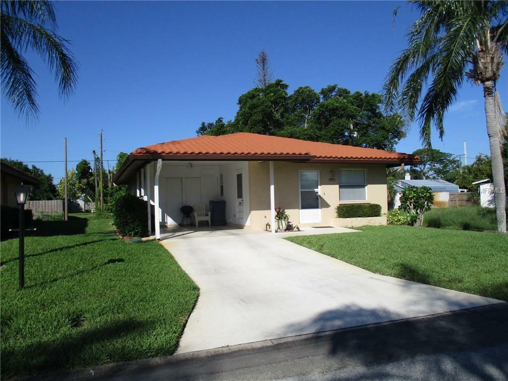 Property Photo: 6606 Bowdoin Place FL 34207