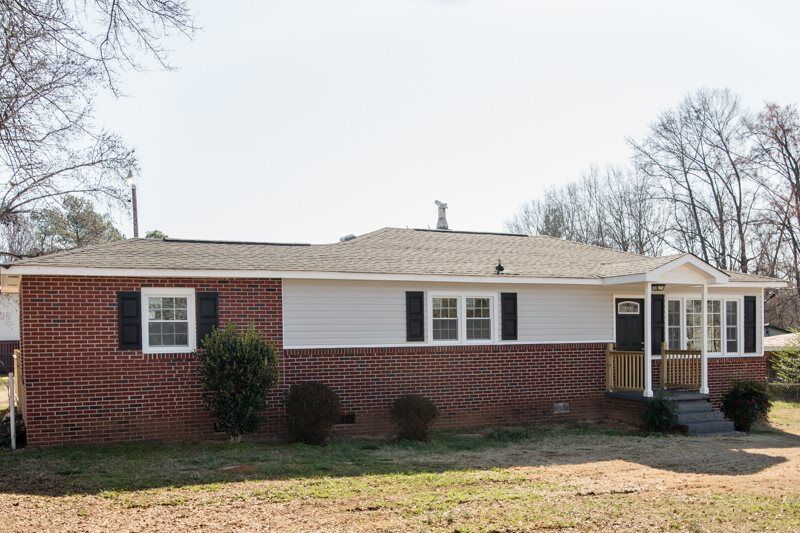 Property Photo:  9841 Highway 221  SC 29388 