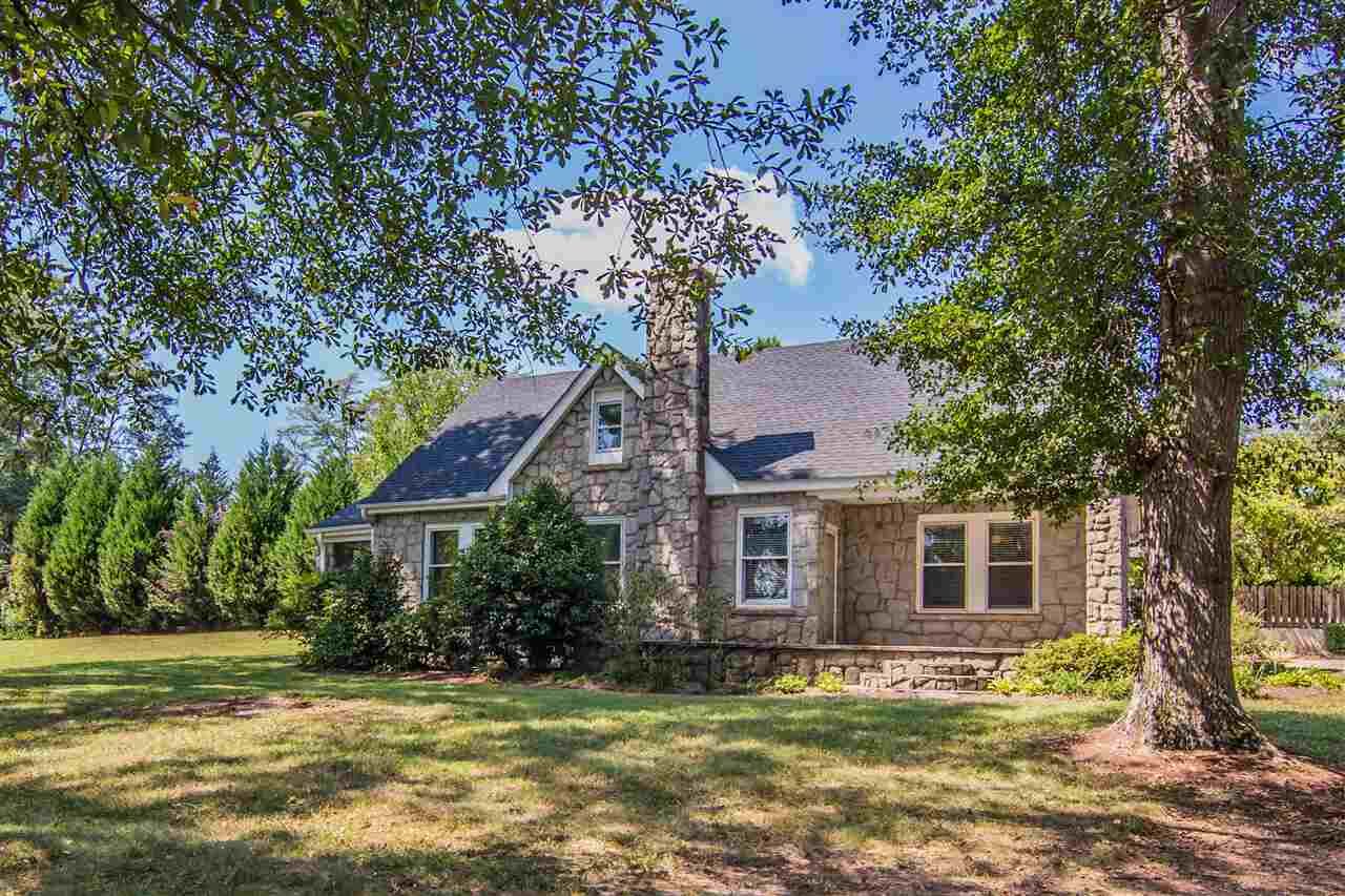 Property Photo:  3000 Country Club Road  SC 29302 