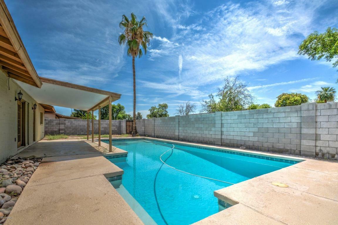 Property Photo:  1051 E Frost Drive  AZ 85282 