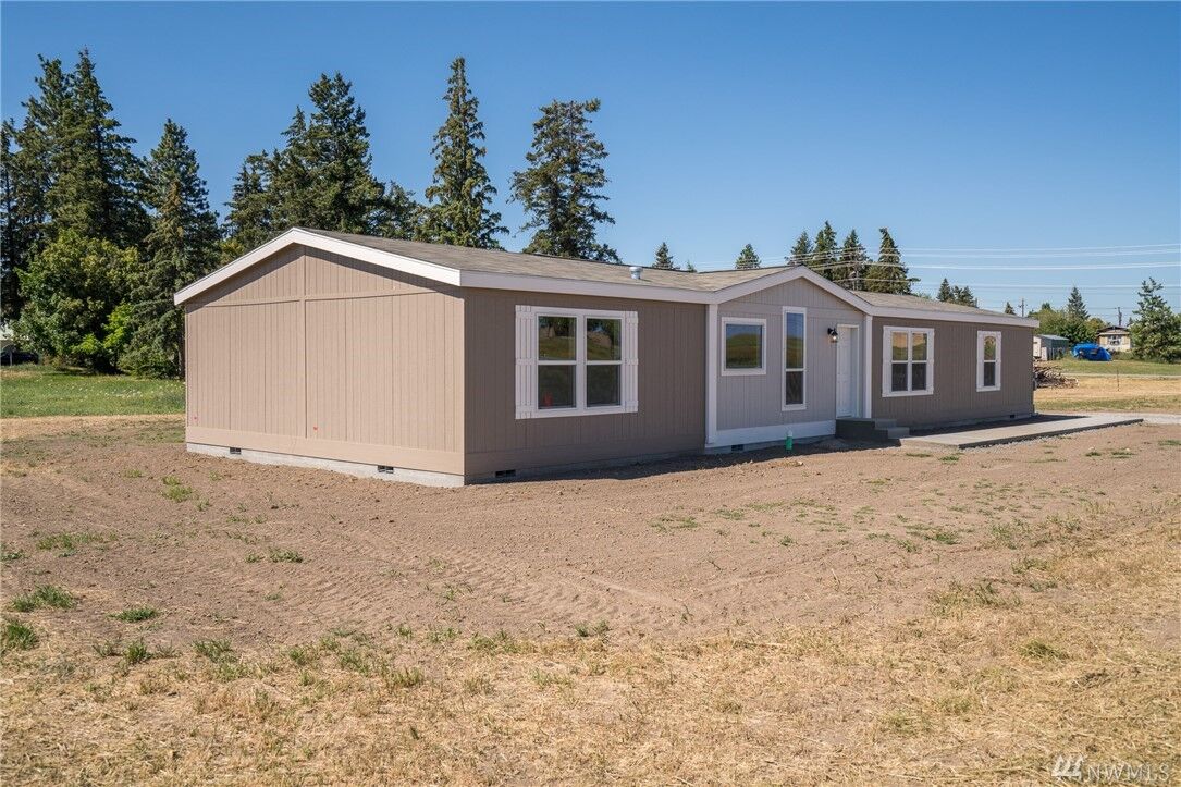 Property Photo:  214 E Third Street  WA 98858 