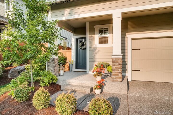 Property Photo:  17303 42nd Dr SE  WA 98012 