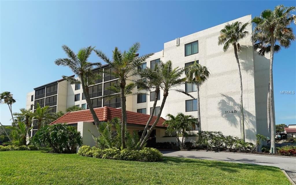 Property Photo: 1945 Gulf Of Mexico Drive M2-515 FL 34228
