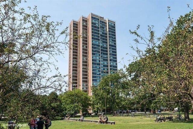1850 Clark Street 2301  Chicago IL 60614 photo