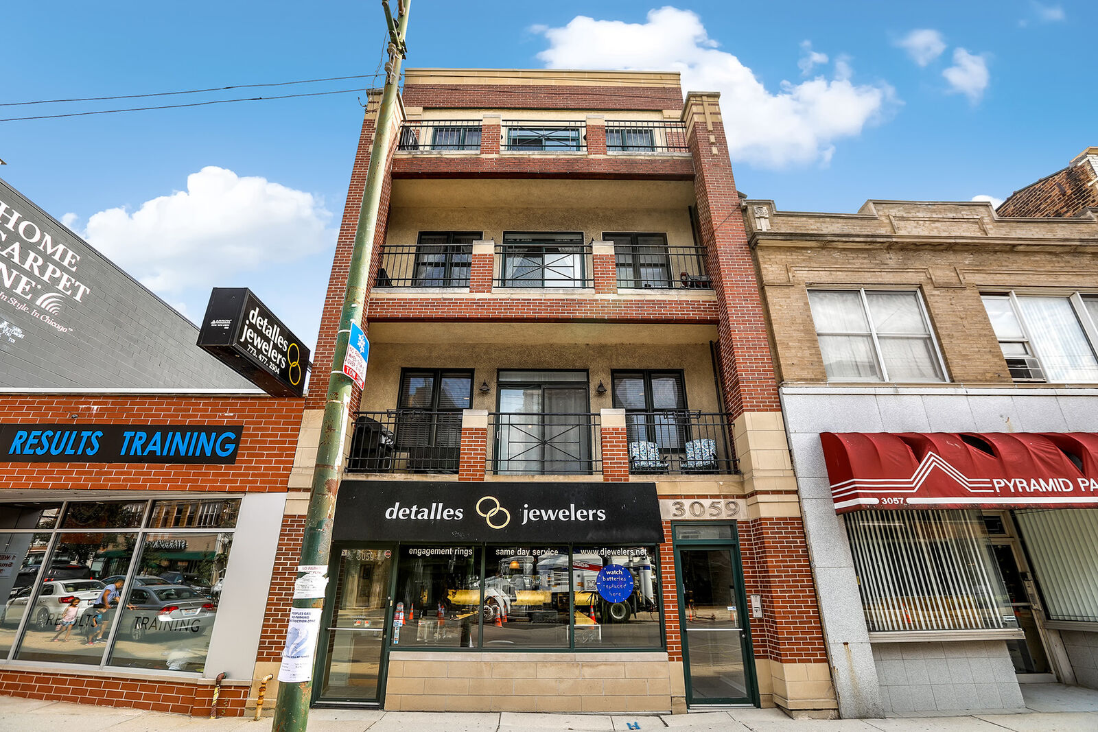 Property Photo:  3059 N Lincoln Avenue C  IL 60657 
