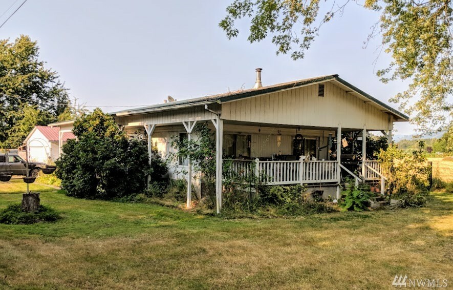 Property Photo:  22715 67th Ave NE  WA 98223 