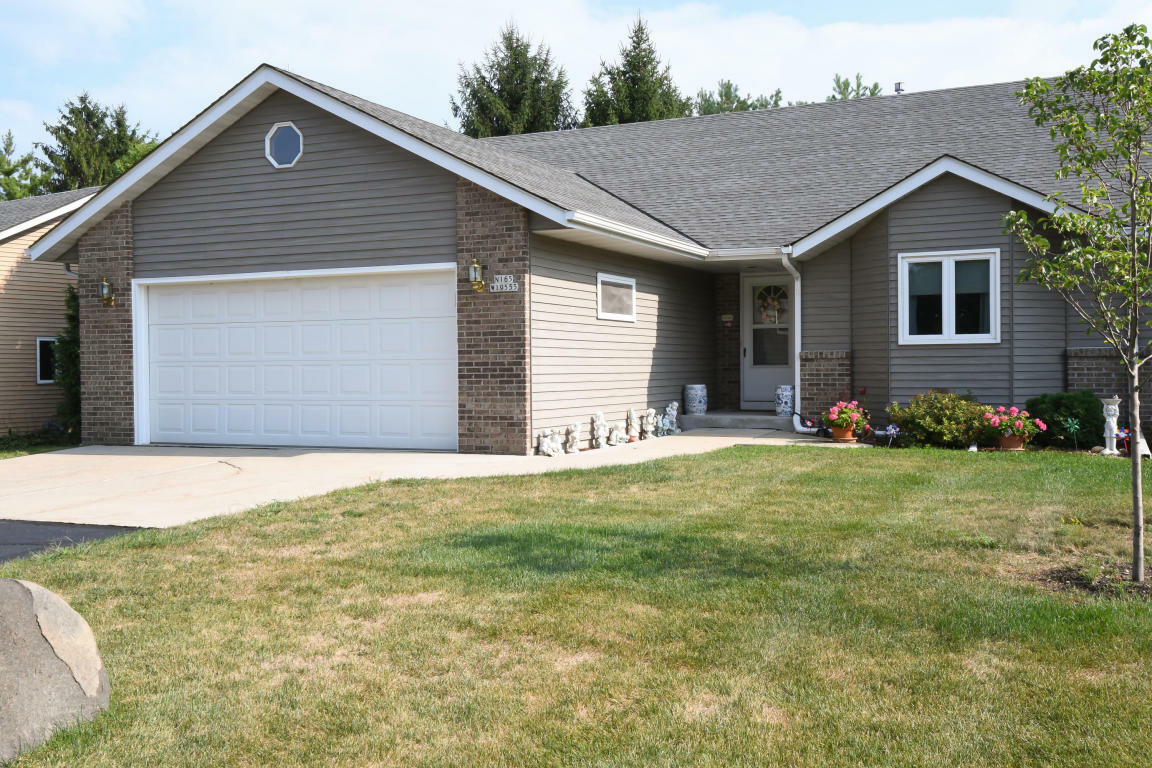 Property Photo:  N165w19555 Partridge Path  WI 53037 