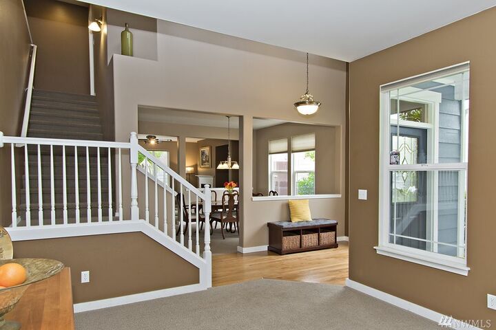 Property Photo:  528 Pasco Place NE  WA 98059 