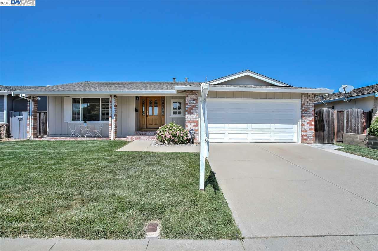 Property Photo: 3273 Briggs Ct CA 94536