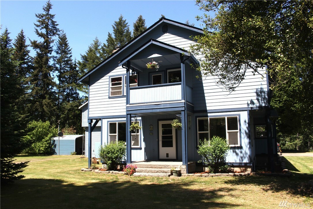Property Photo:  7607 SE Pinecreek Lane  WA 98367 
