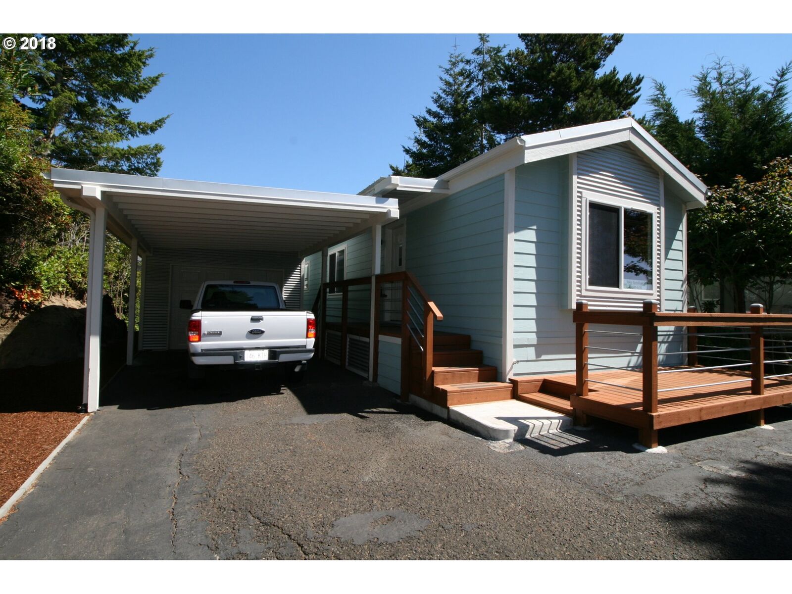 Property Photo:  1600 Rhododendron Dr 182  OR 97439 