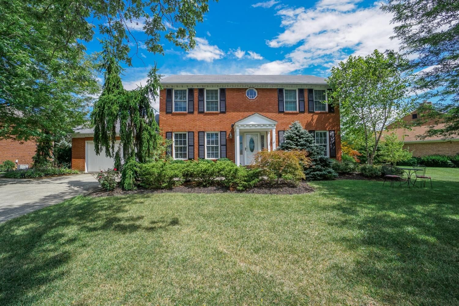 Property Photo: 10138 Bolingbroke Drive OH 45241