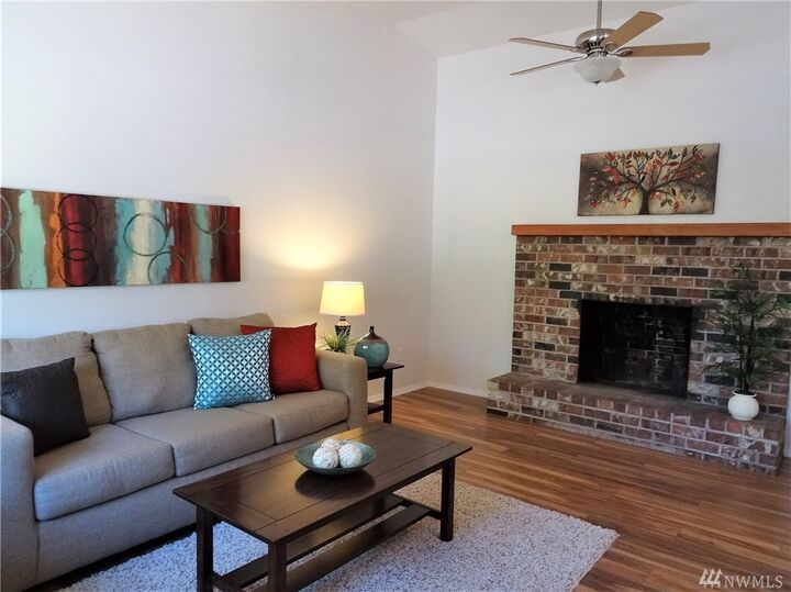 Property Photo:  1703 East End St NW  WA 98502 