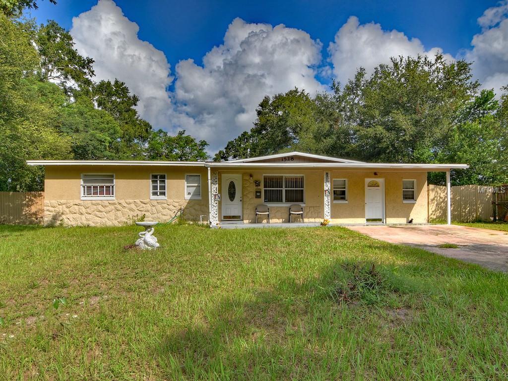 Property Photo: 1528 Hernandes Court FL 32808