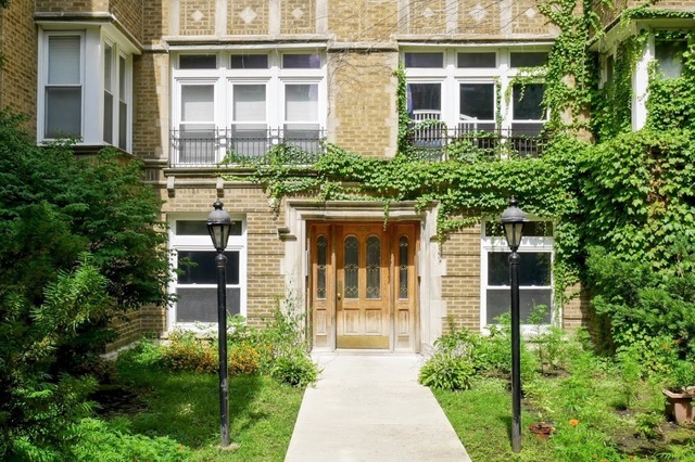 Property Photo: 1626 Farwell 1F IL 60626