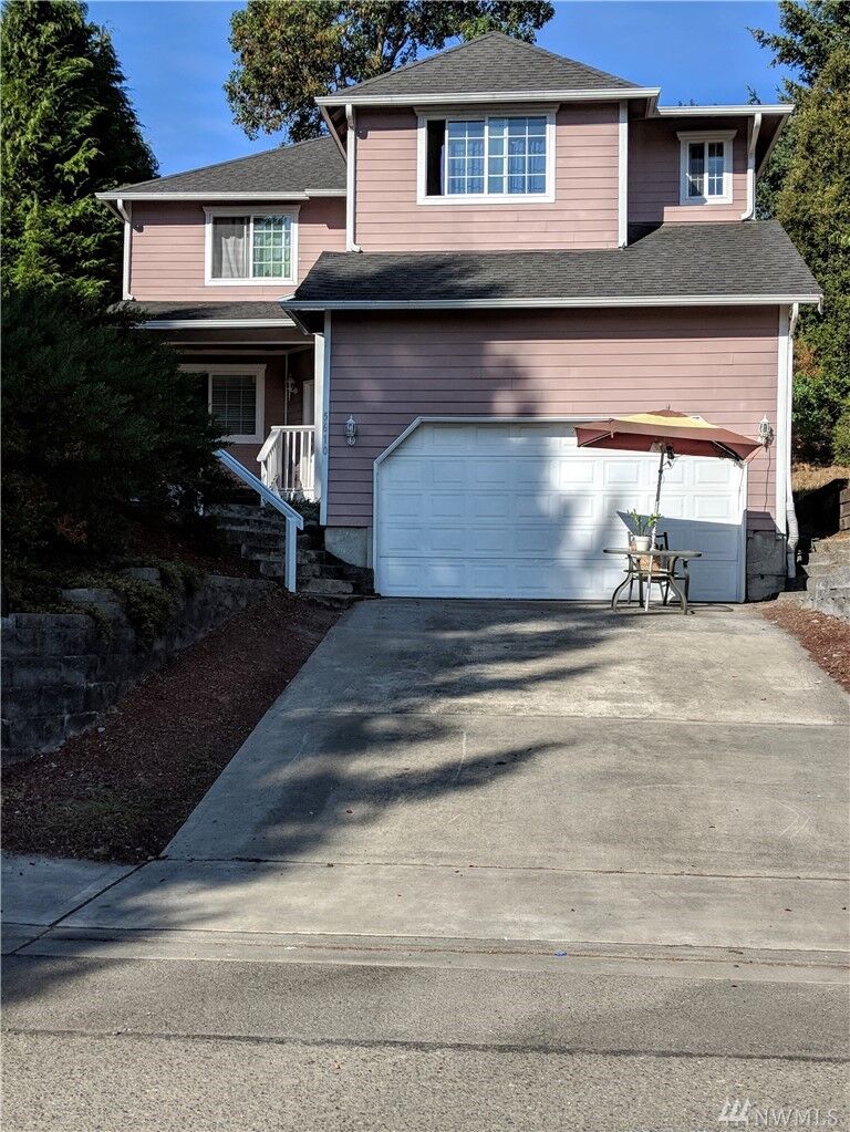 Property Photo:  5610 S Ferdinand Street  WA 98409 