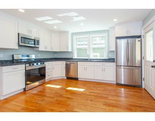 Property Photo:  152 Savin Hill Ave 1  MA 02125 