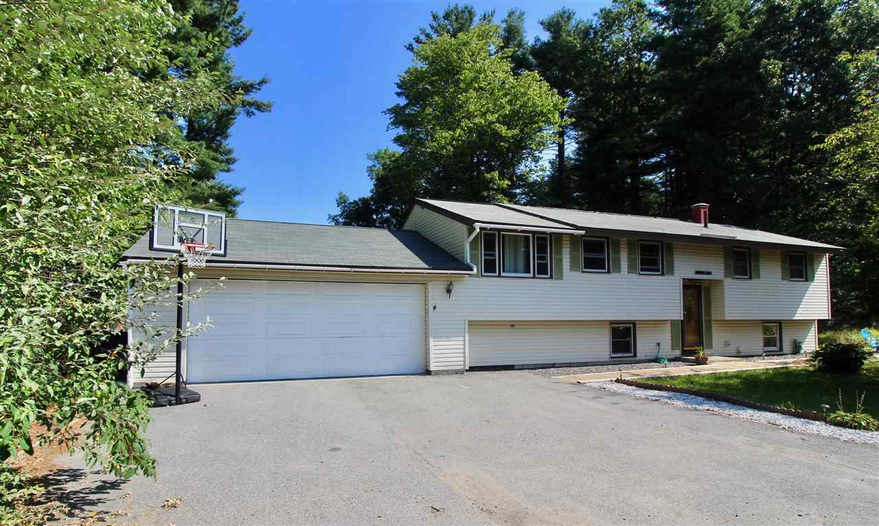 Property Photo: 31 White Plains Drive NH 03062