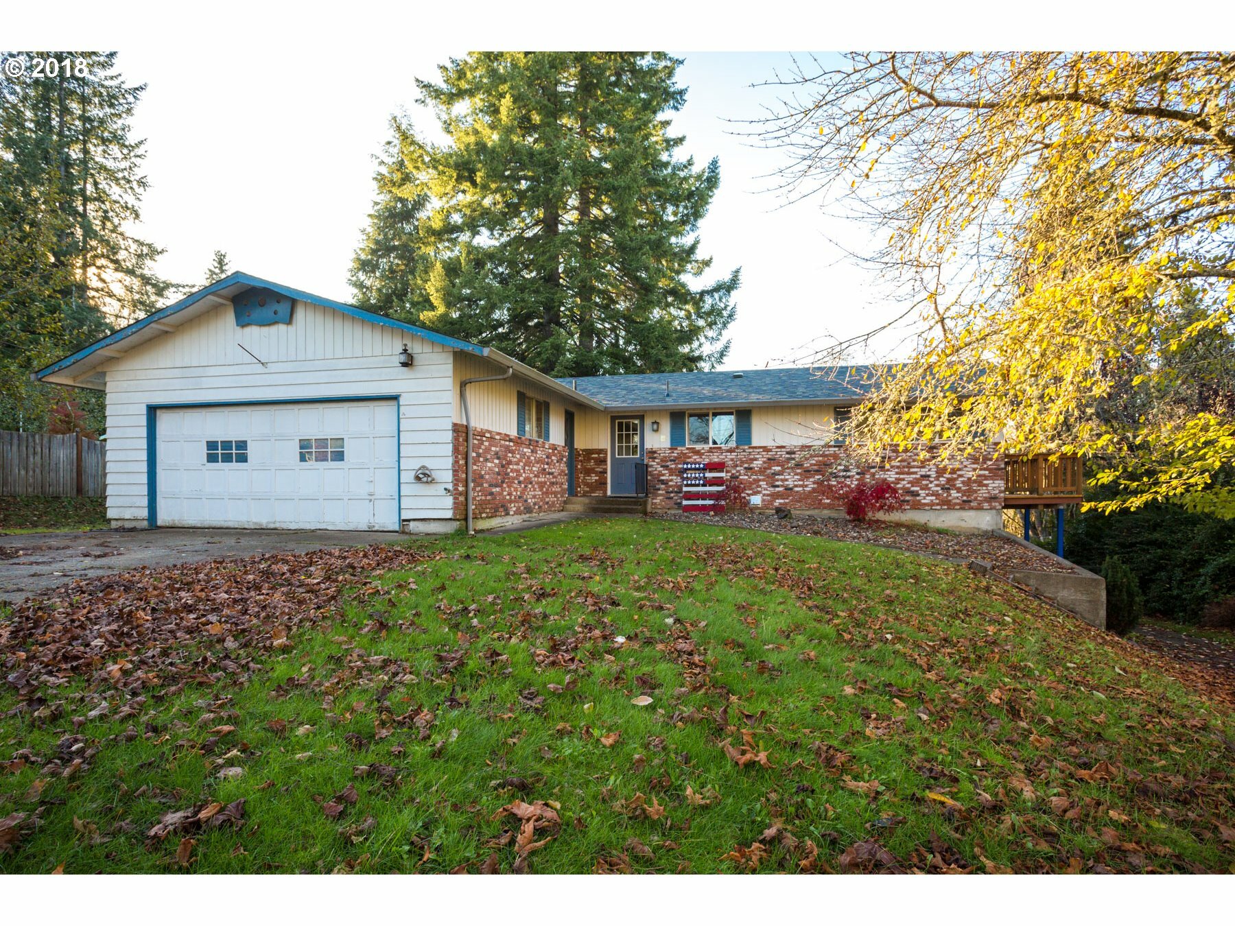 Property Photo:  92740 Fir Rd  OR 97103 