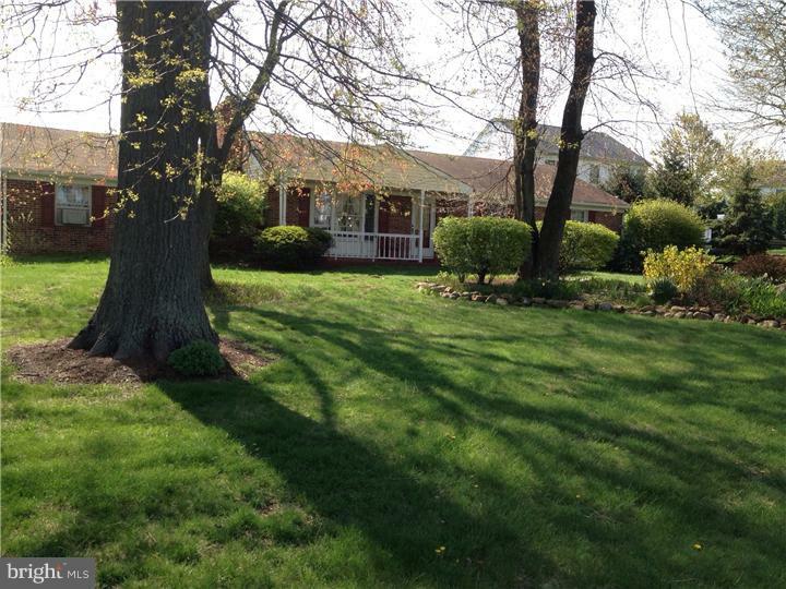 Property Photo:  1901 Oxford Valley Road  PA 19067 