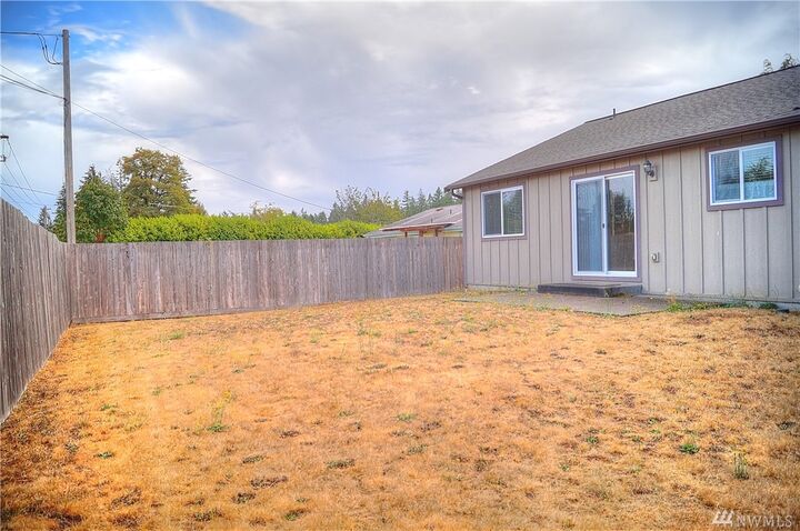 Property Photo:  1714 Jefferson St  WA 98584 