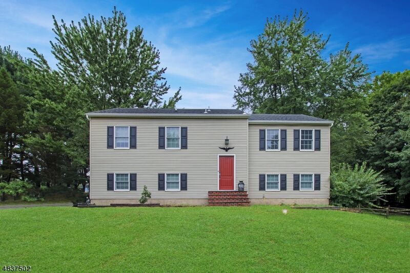 Property Photo: 910 Iron Bridge Rd NJ 08802