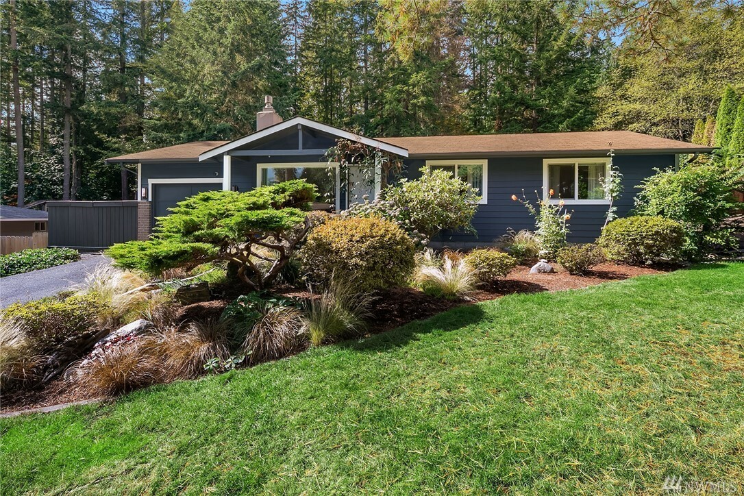 Property Photo: 17647 197th Ave NE WA 98077