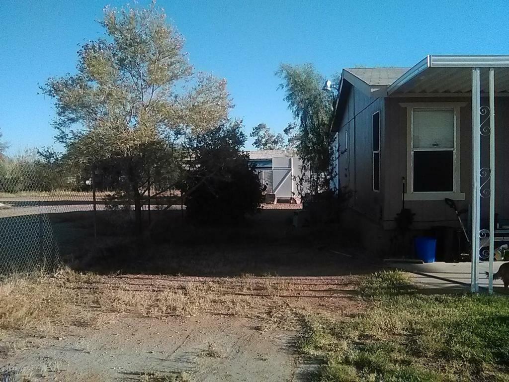 Property Photo:  20633 W Denver Hill Court  AZ 85361 