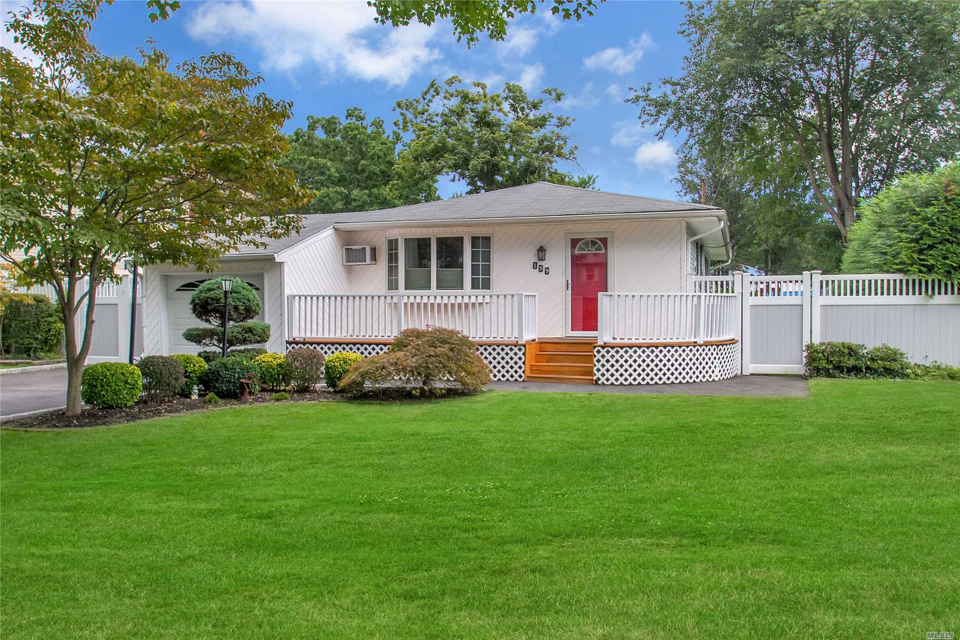 Property Photo:  159 San Juan Drive  NY 11788 