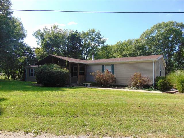 Property Photo: 7223 Ridgefield 63012