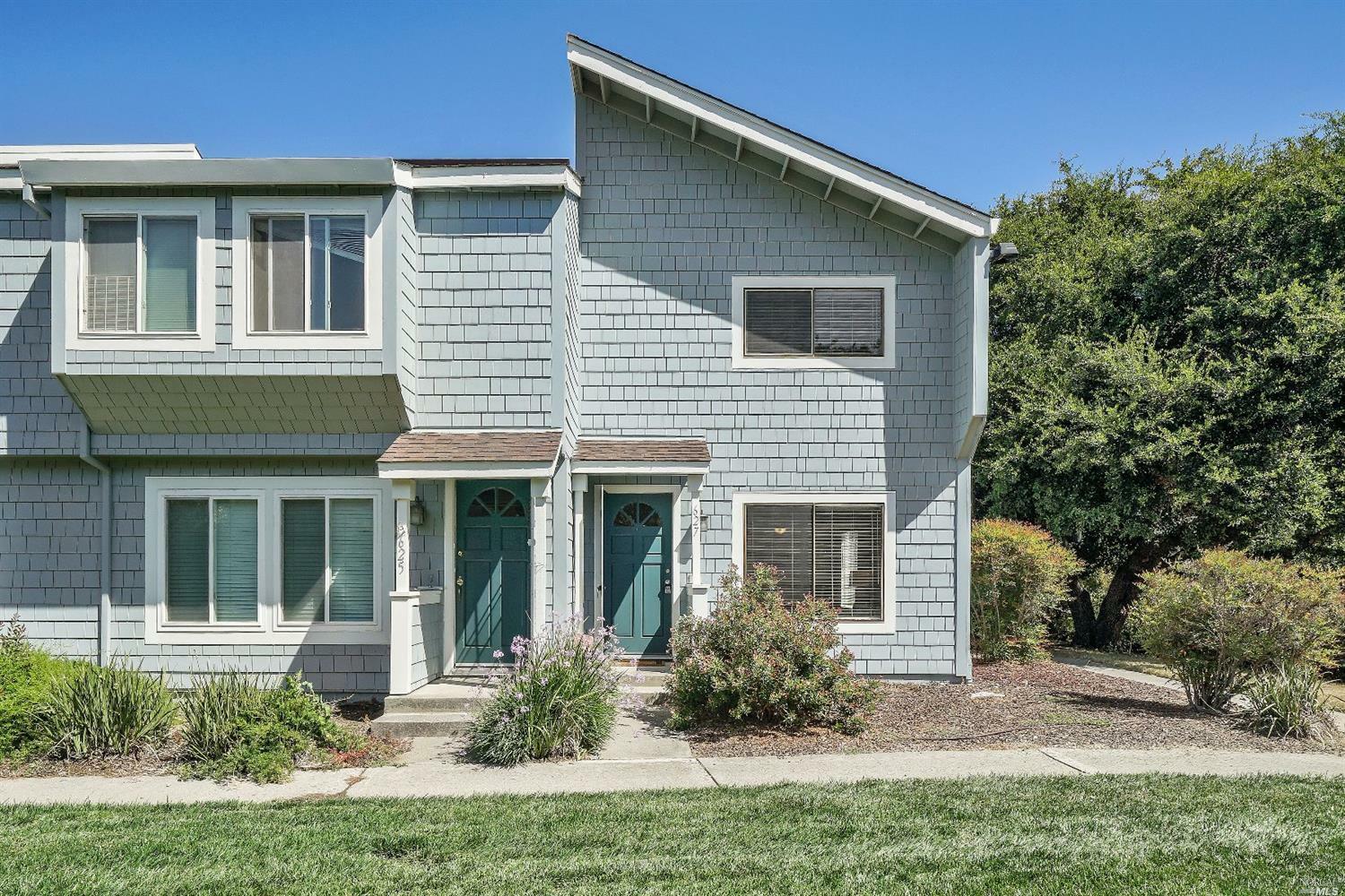 Property Photo:  627 Fairhaven Way  CA 94947 