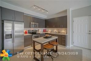 1062 NW 87th Ave 1-302  Miami FL 33172 photo